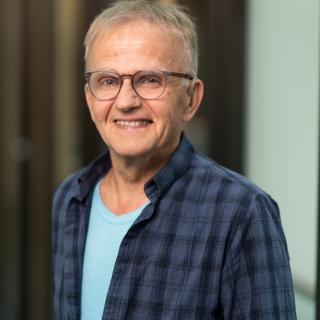 Head shot of John Grant